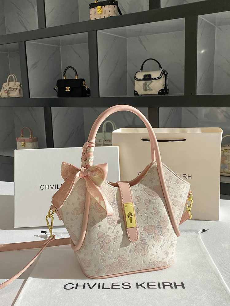 Sweet and Fashion Handheld Tote Bag with Delicate Flower Printing and Scarves 2024 Luxury and Top Leather Shoulder Bag for Women