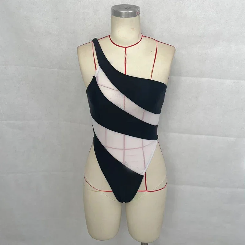 2026 Nowy Damski Strój Kąpielowy Jednoczęściowy Letni Seksowny Stylowy Patchworkowy Z Wycięciami Siateczkowy Na Jedno Ramię Wyszczuplający Wakacyjny Na Ramiączkach Plażowy