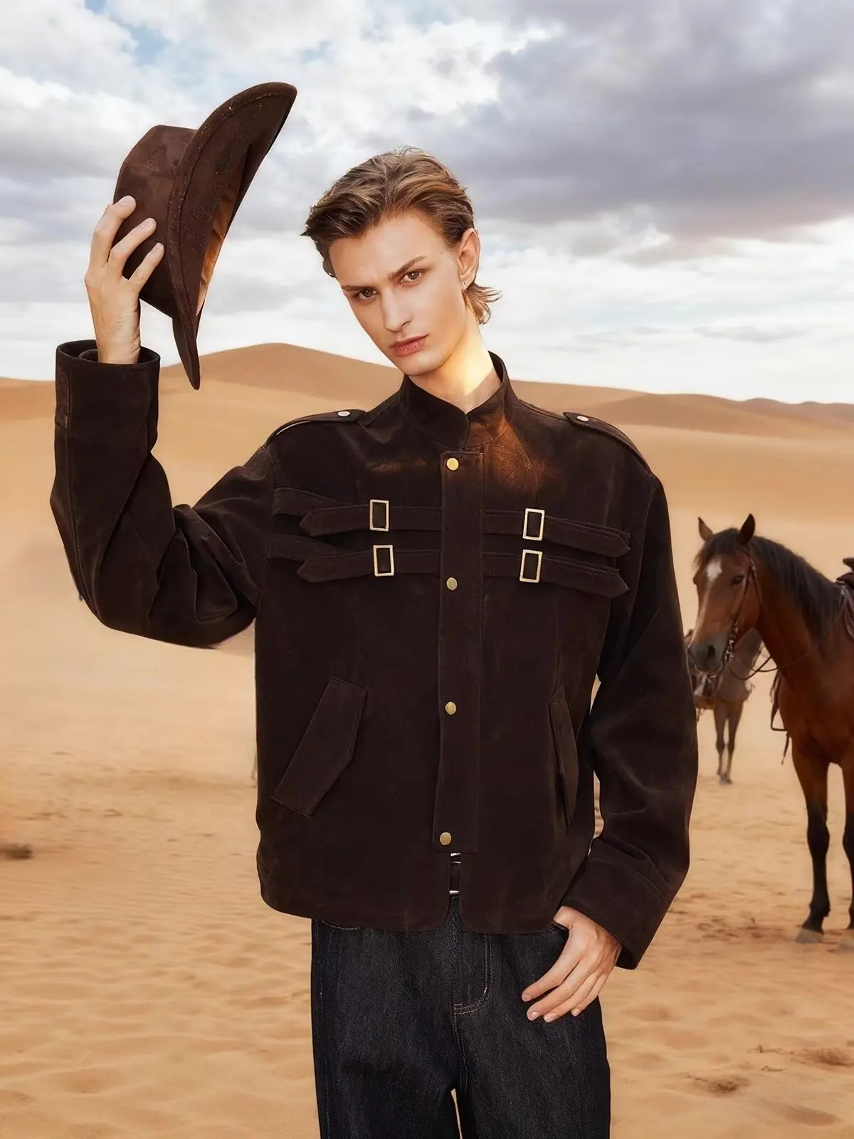 

Autumn and Winter Faux Suede Short Jackets, Fashionable and Trendy Retro Jackets for Men and Women