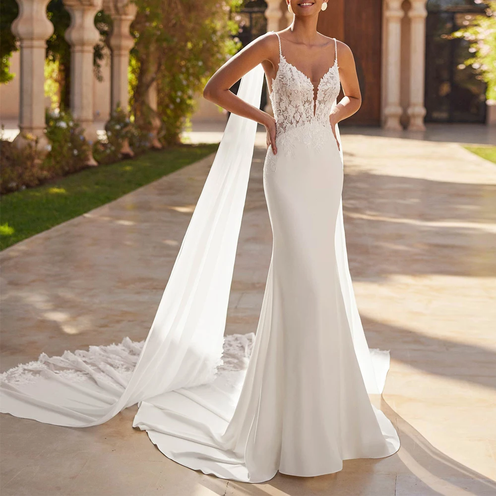 

Свадебное платье-русалка с индивидуальной кружевной вышивкой, на бретельках-спагетти, с накидкой, в стиле бохо, для садовой церемонии, с элементами пэчворка