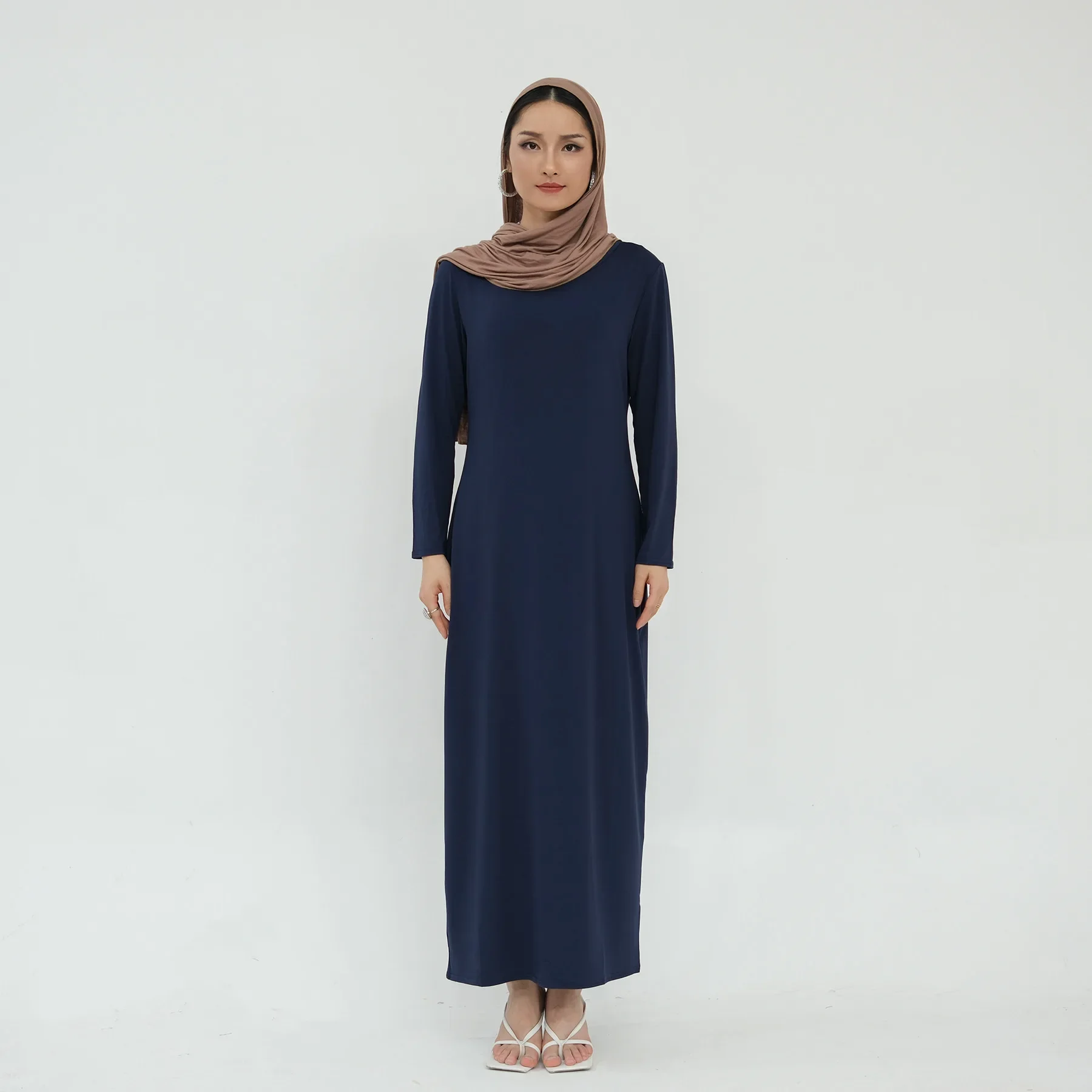 عباية جديدة بأكمام طويلة بلون سادة للنساء المسلمات تحت فستان دبي قفطان إسلامي ملابس رمضان عيد فساتين ماكسي أساسية قابلة للتمدد