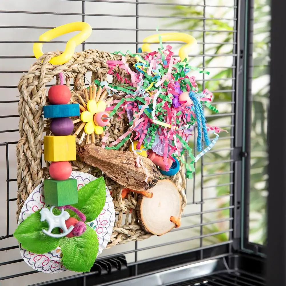 

Bird Toys to Relieve Tension Anxiety Natural Aquatic Plant Bird Toys Parrot Chewing Toys Fun Exercise Anxiety Relief for Bird