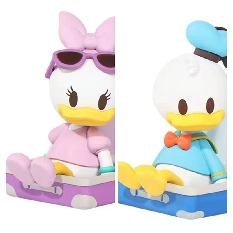 Disney Mickey Mouse travel theme series trendy toys Minnie Donald Duck flying high blind box peripheral desktop ornaments