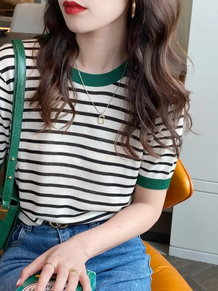 Black green stripes