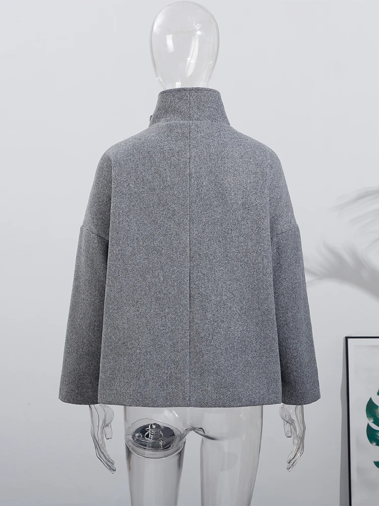 Cappotto corto da donna in misto lana 2025 Giacca minimalista a doppio petto con collo alto e vestibilità ampia Capispalla casual invernale