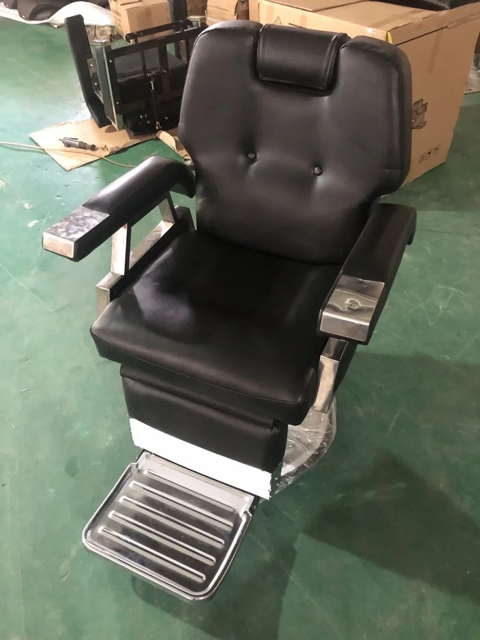 Warranty Stainless Hands Black Styling Chair Barber Chair Salon Chair Can HOld 400kgs Weight