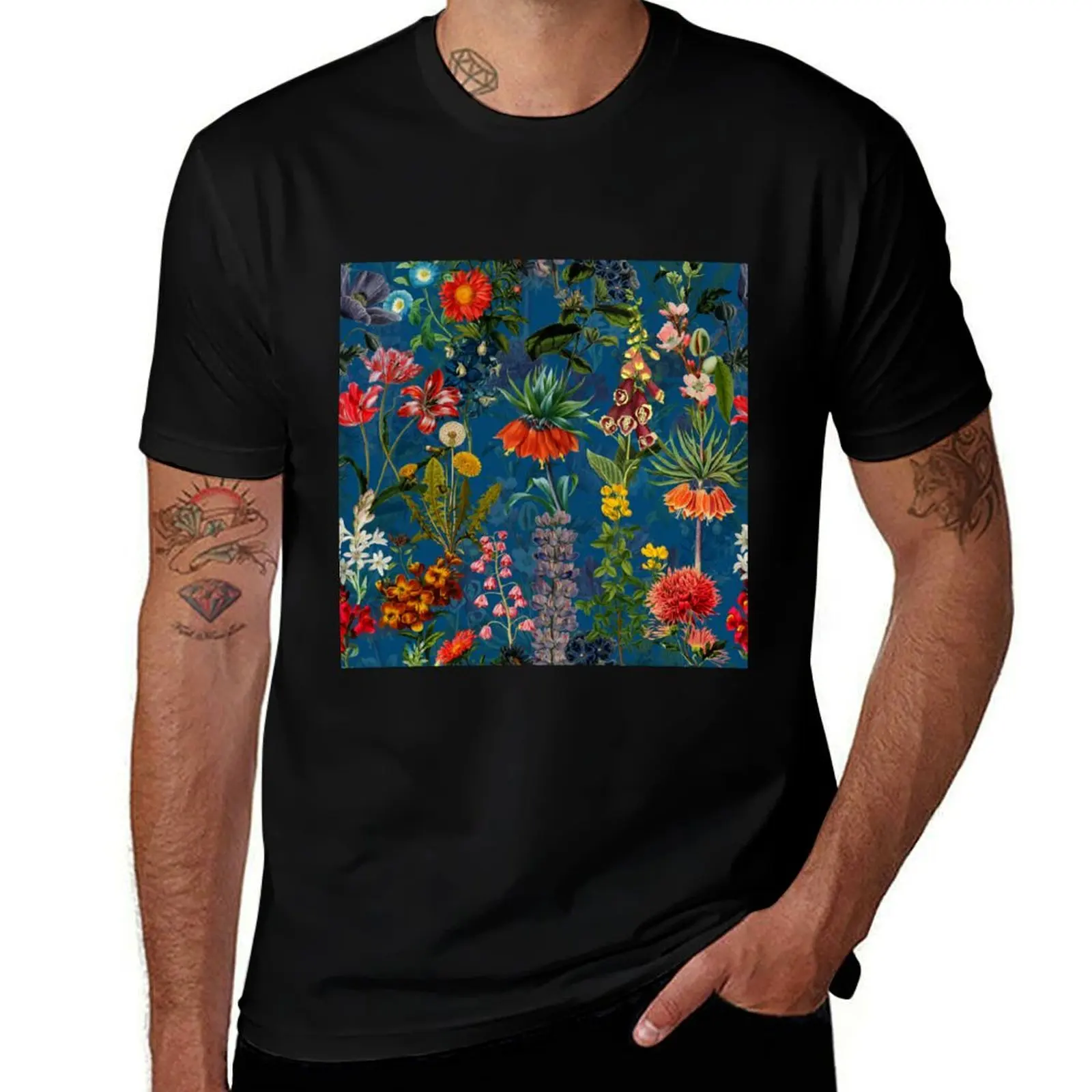 Vintage Blue Springflower Meadow Botanical Night Garden T-Shirt UV Protection Outdoor Tee Shirt
