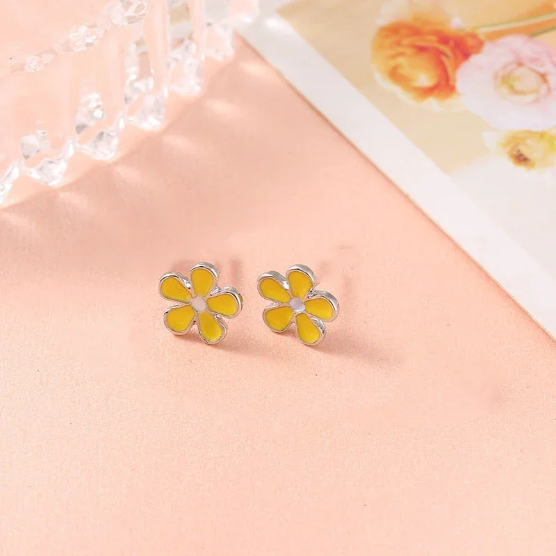 GRACE JUN Cute Transparent Invisible Clip on Earrings No Pierced for Girls Kids Comfortable Small Heart Flower Animal Ear Clip