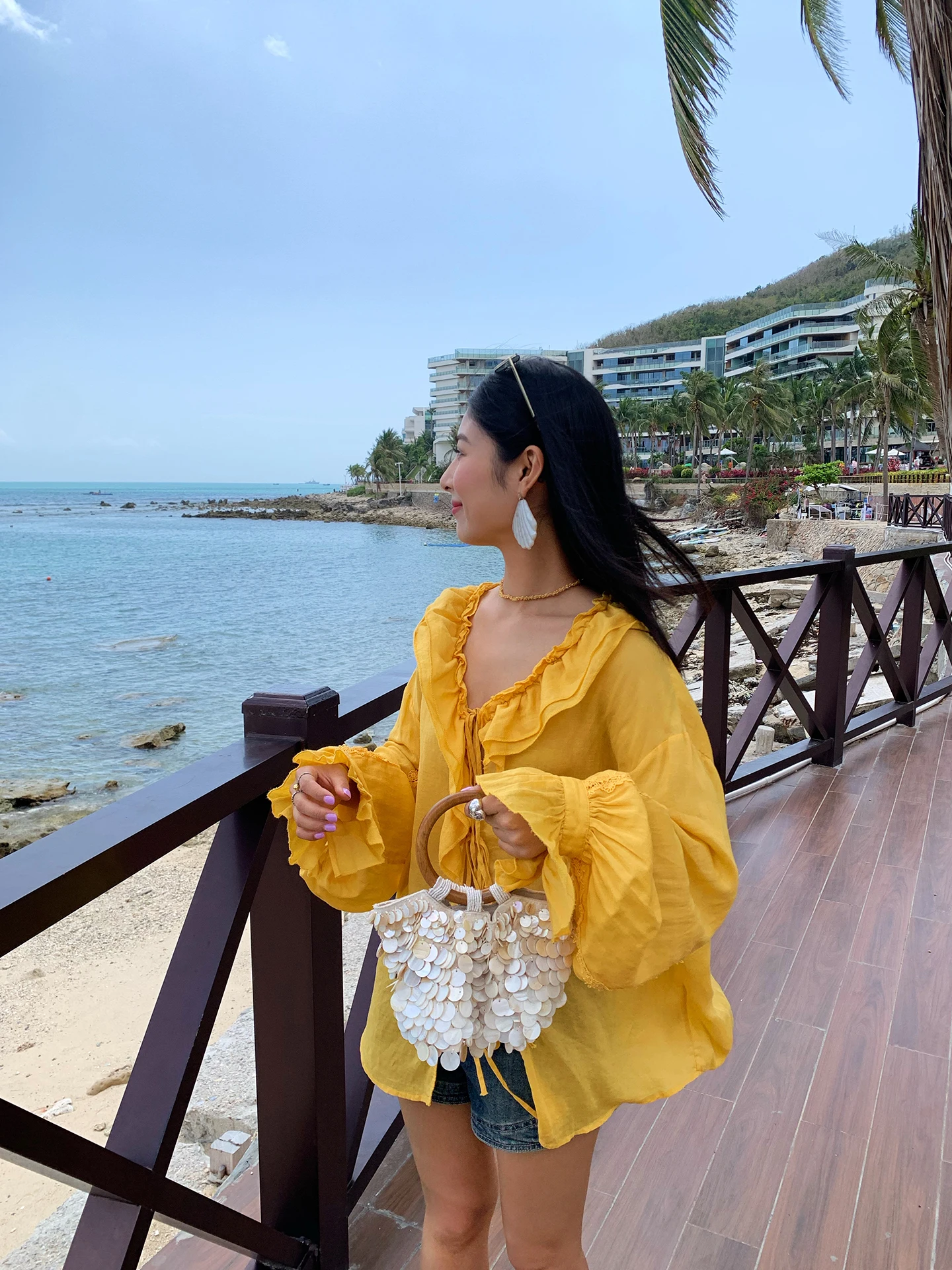 

Elegant Yellow Long Sleeve Shirt with Belt Design And Lace Trim Casual Style Cotton Polyester Blend Spring Summer Women's Shirt