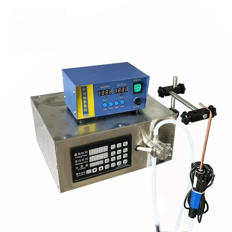 

Commercial electric wax melting tanks and wax heating pots for candle-making equipment with nozzle and dispensing system