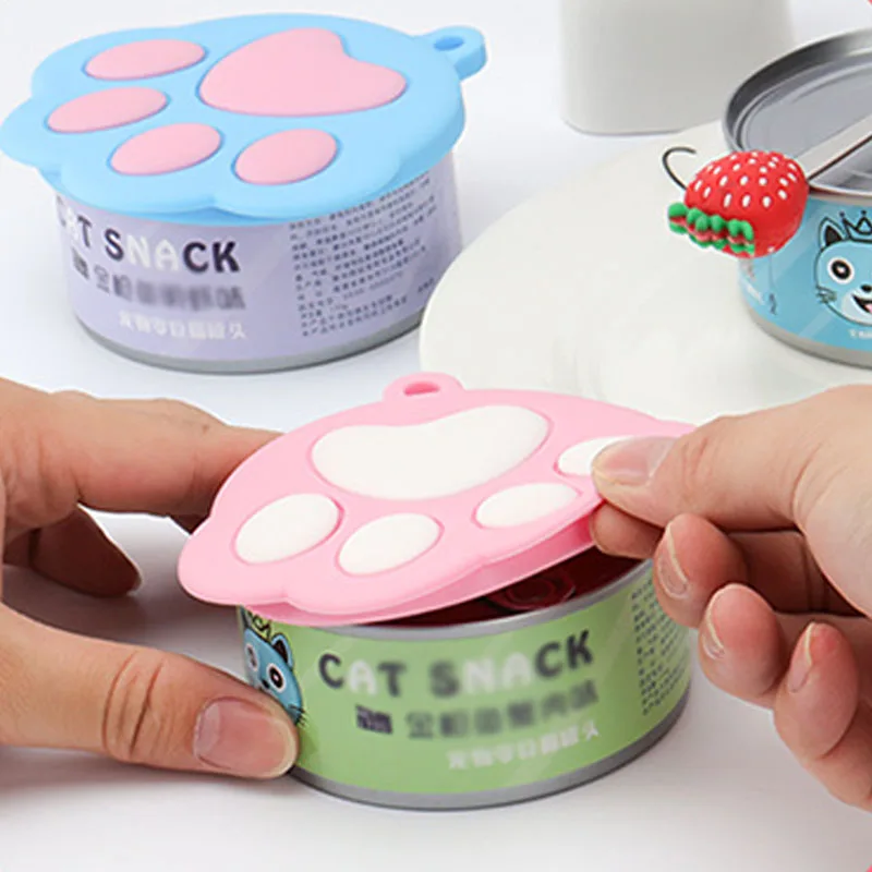 Silicone Canned Lid Sealing Cover Pet Food Can Lids in Three Colors with Cute Footprints For Dog And Cat Canned Food Pet Supplie