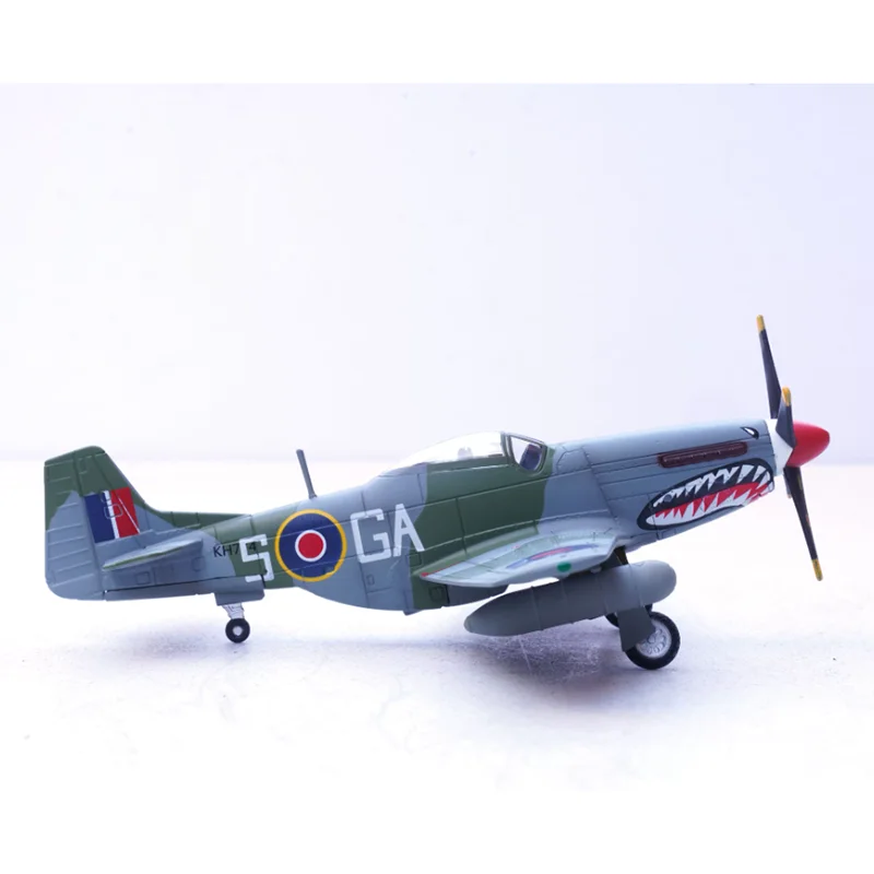 

Масштабная модель истребителя Британских Королевских ВВС Mustang P-51D (1:72) из сплава, коллекционный предмет для декора и демонстрации