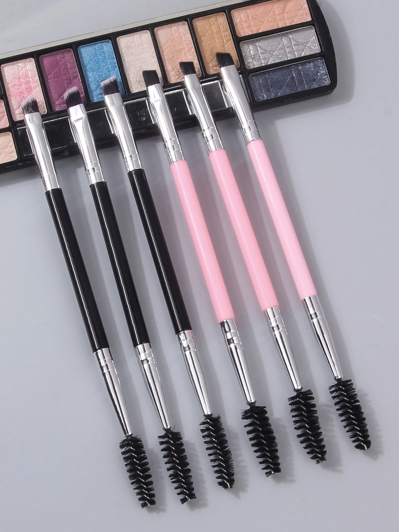 6PCS 듀얼 엔드 프로페셔널 아이 브러쉬 세트, 정밀 틴팅/쉐이핑을 위한 각진/나선형 눈썹 및 속눈썹 도구, 친화적인 화장품 키트