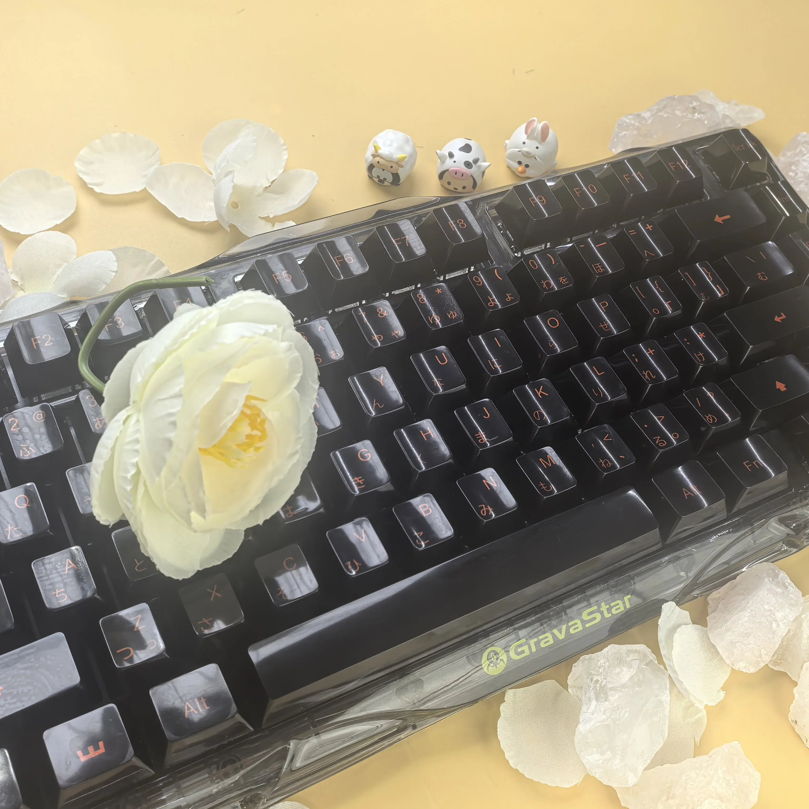 

Monochrome keycap PBT material Original height spray-free metal texture wooting60he