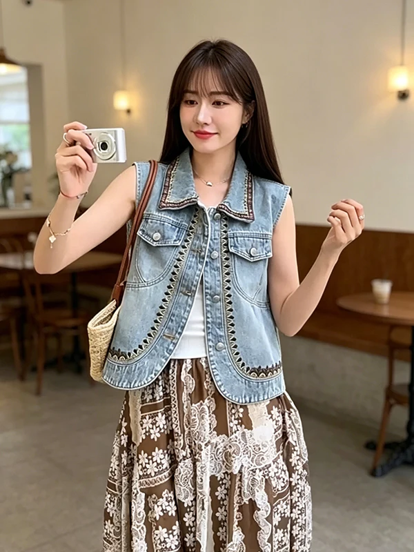 Retro Floral Embroidery Color Block Denim Vest Summer New Fashion Personality Outerwear Women's Short Coat Single Button Closure