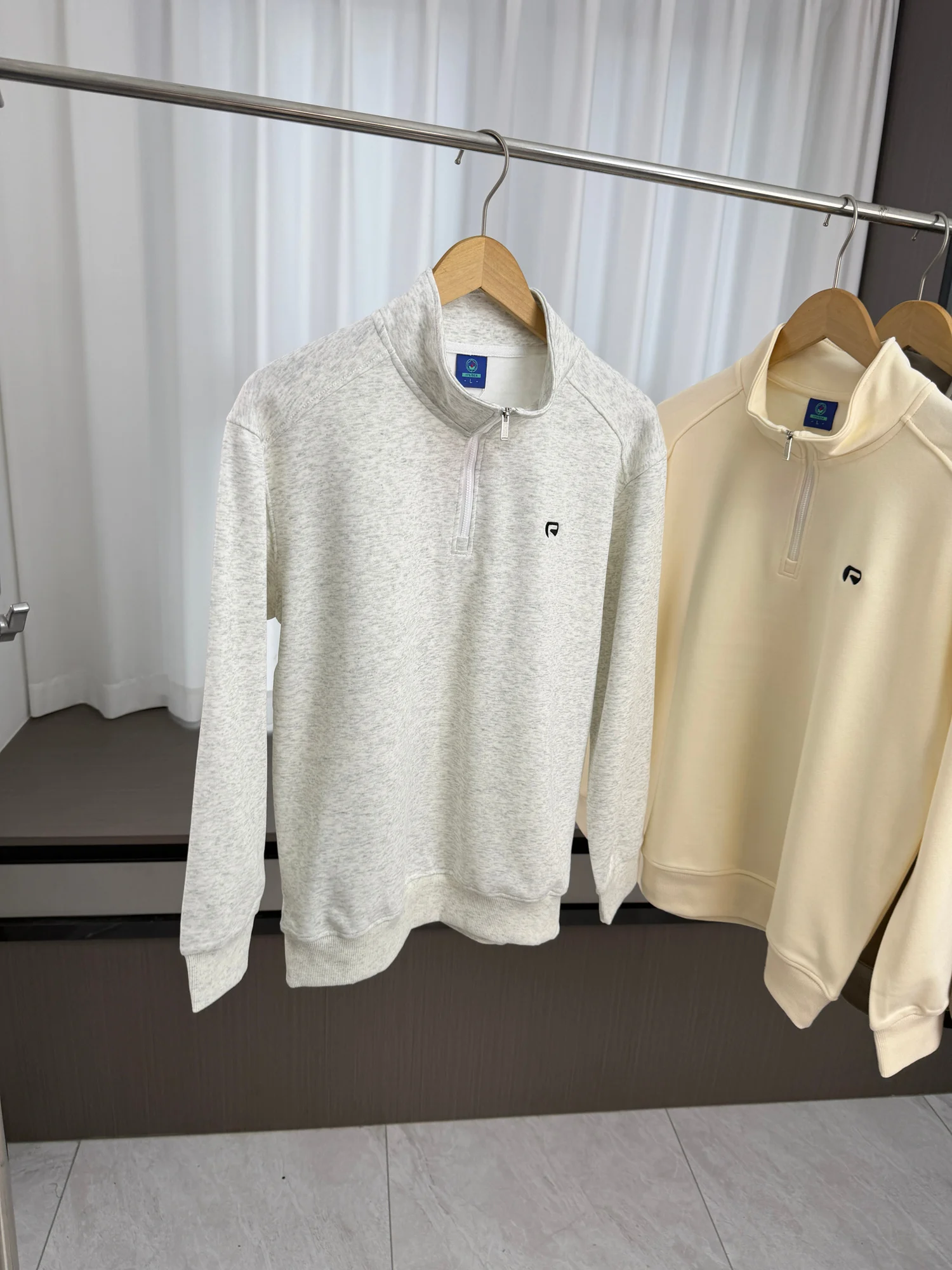 Soft Skin-Friendly Men's Casual Half-Zip Fashionable Collared Sweatshirt Commute Style Long Sleeve Warm Pure Color Hoodie