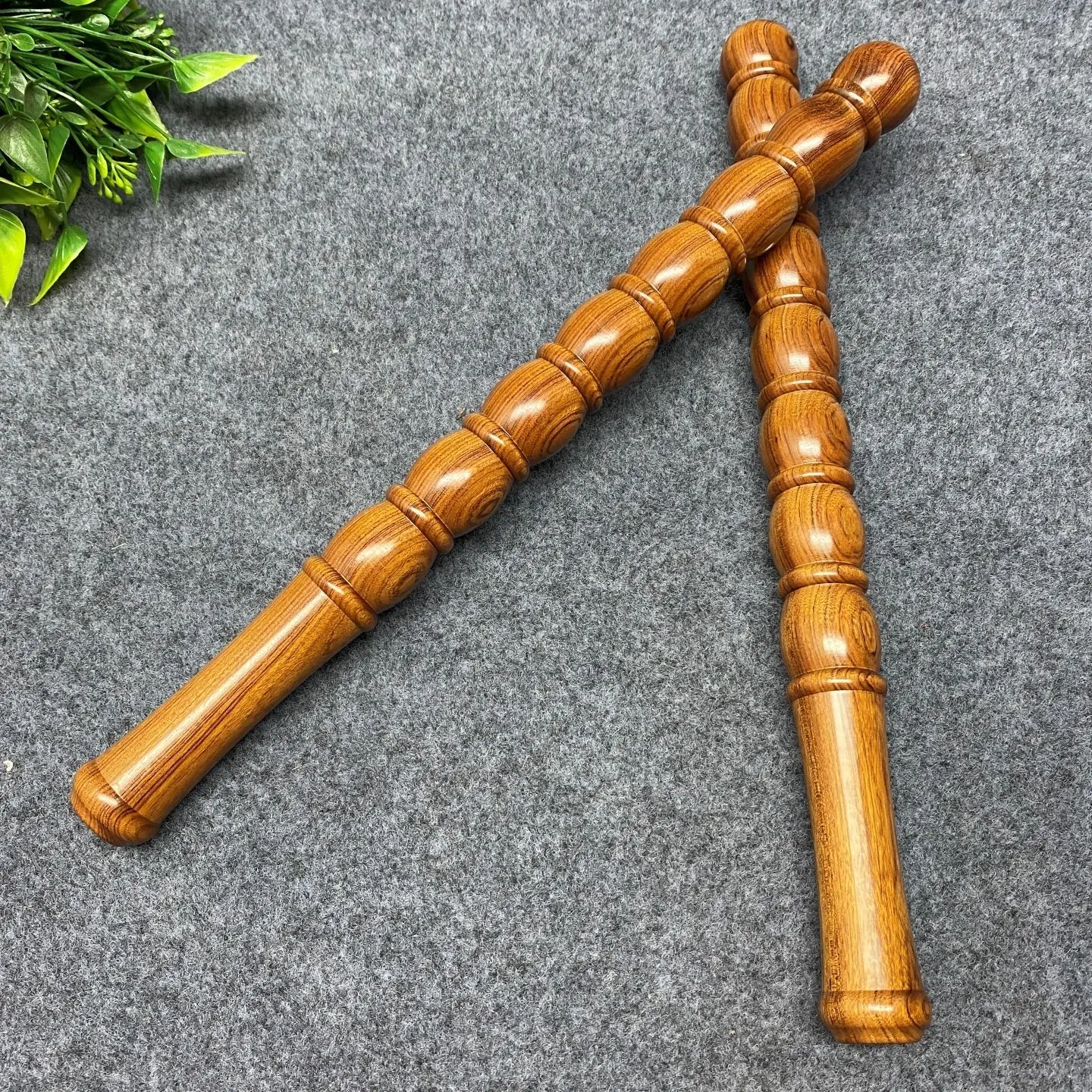 

65cm Desert Iron Wood Massage Muscle Stick Hulu Stick Fitness Exercise Short Stick Car Emergency Tool