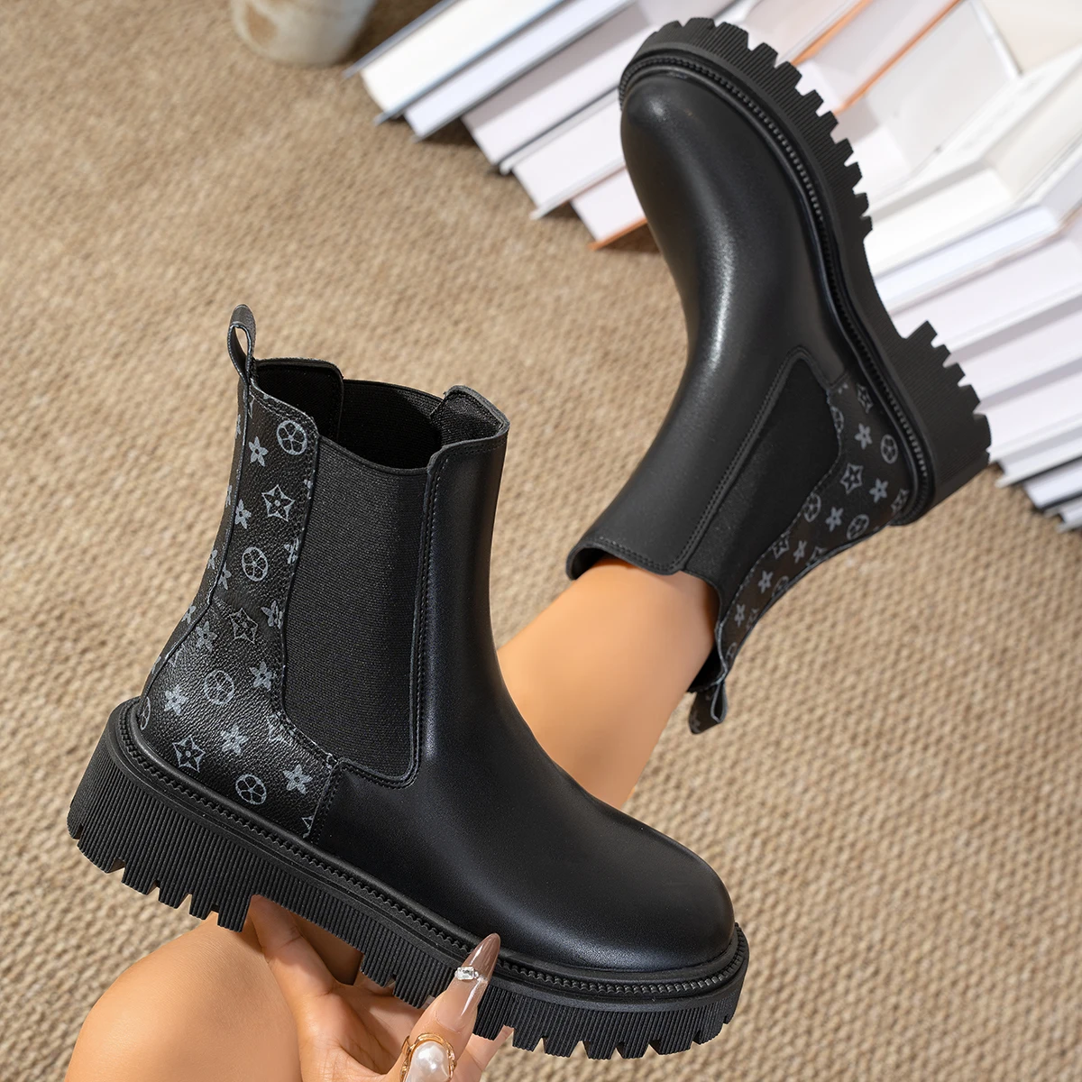 Women's Platform Chelsea Boots Black PU Leather Star Pattern Spliced Elastic Slip On Ankle Boots Lug Sole Thick Bottom Short Boo