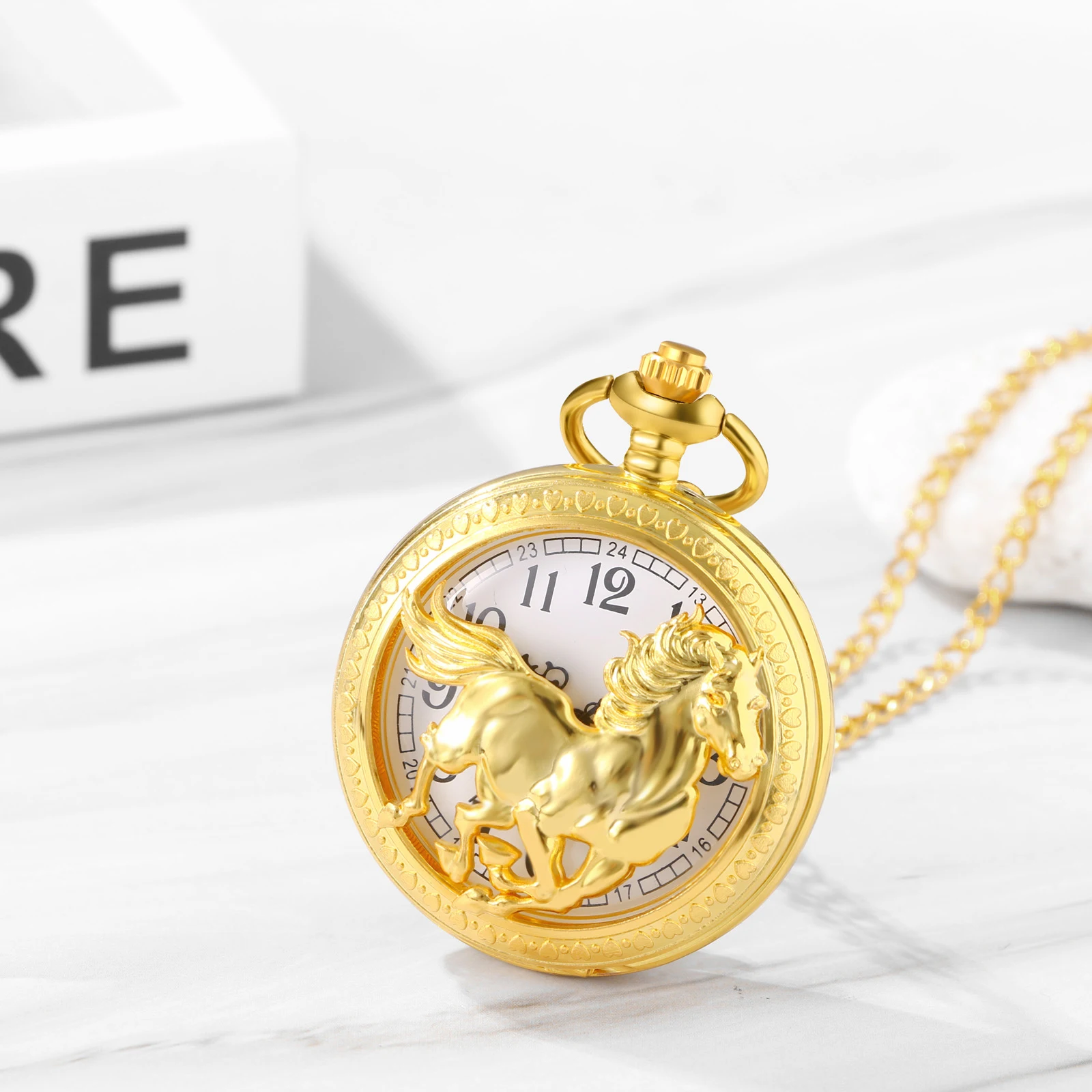 

LANCARDO Hollow Steed Decorated Quartz Pocket Watch Arabic Numerals Graduated Necklace Sweater Chain Pocket Watch Home Casual