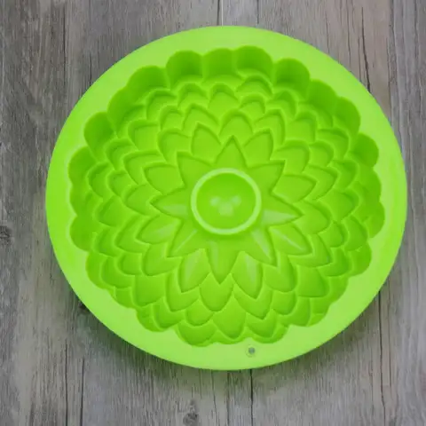 9'' Sunflower Cake Mold Silicone Baking Molds for Your Birthday Cake, Soap, Donut, Ice Cube, Muffin, Brownie, Random Color