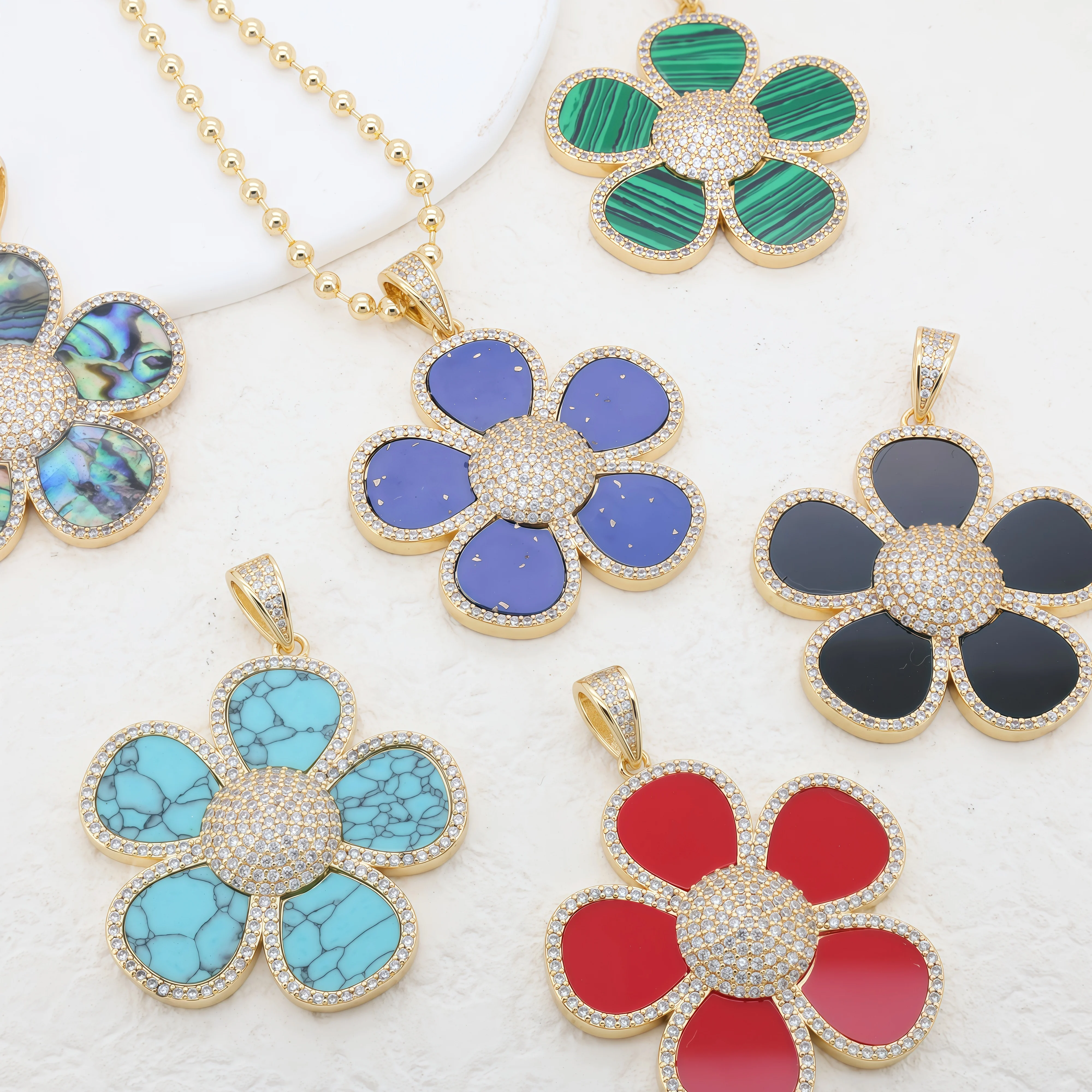 DIY necklace pendant European and American cross-border fashion flower necklace pendant copper inlaid natural shell