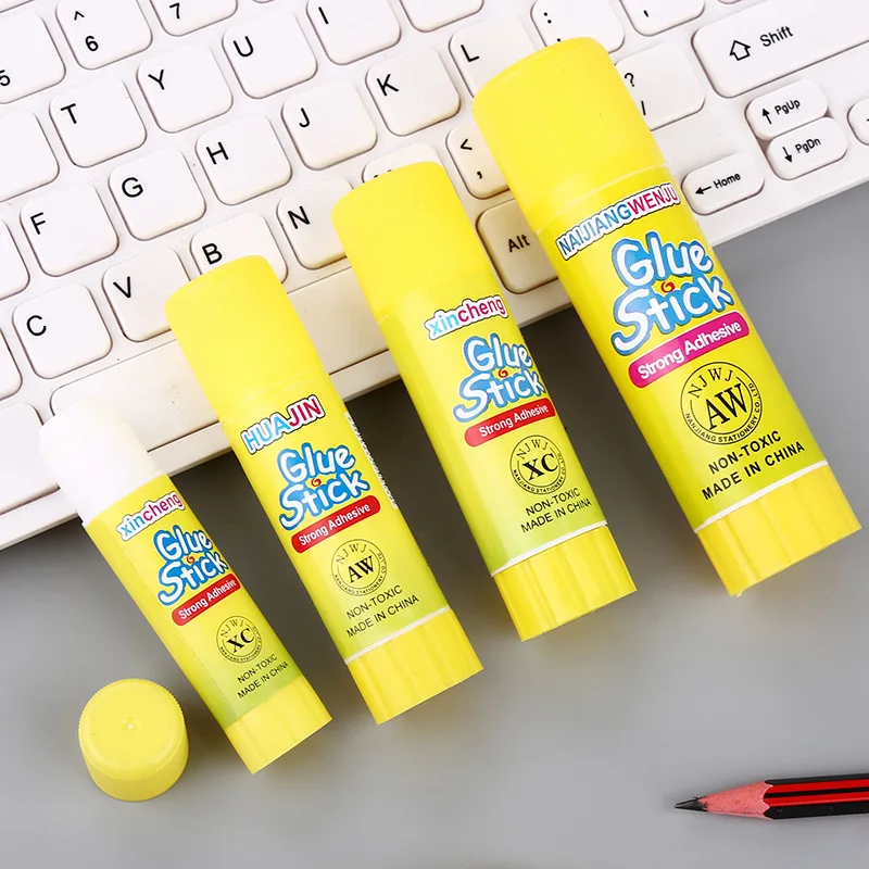 Custom Logo 9g Strong Adhesive Non-toxic Glue Stick Manufacturers For Fabric