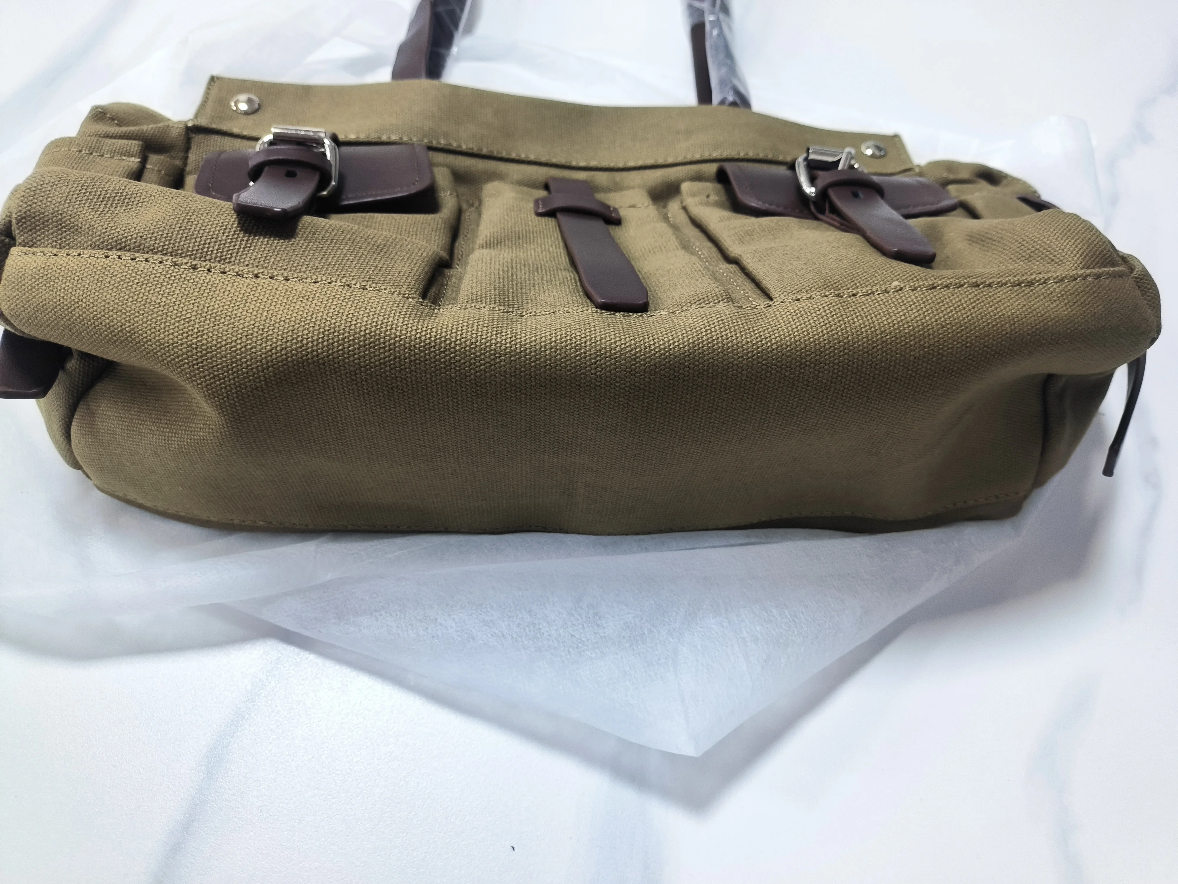 Luxuriöse Canvas-Leder-Mehrfach-Taschen-Tragetasche, Damen-Schultertasche mit Reißverschluss im Vintage-Stil, Motorrad-Biker-Style Handtasche, Leichtgewichtig – Detail 5