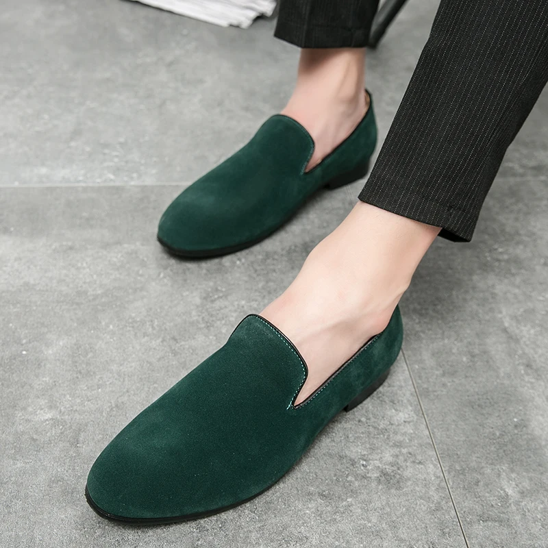 Slip-on men\'s shoes English small leather shoes frosted pointed lazy shoes men\'s hair stylist leather shoes flip fur beans shoes