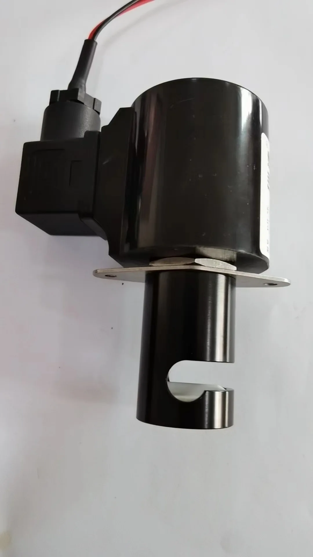 Parts Factory OutletTwo Position Two-way Electromagnetic Clamp Valve DJF-8K