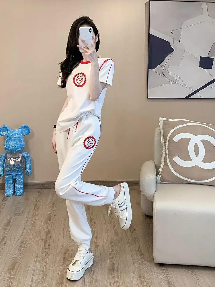 Fashion Women's Set New Korean Version Short Sleeved Casual Sports Set Women's Stylish Two-piece Set