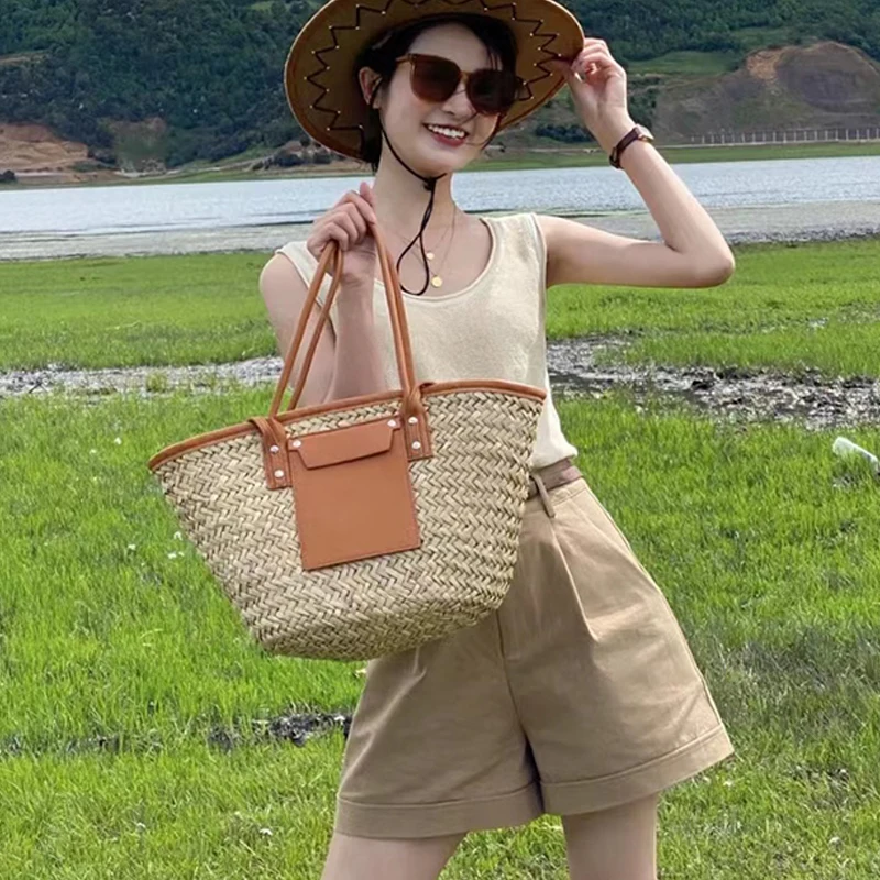 Casual Rattan Basket Bag Designer Wicker Woven Women Handbags Handmade Summer Beach Straw Shoulder Crossbody Bags Big Tote Purse