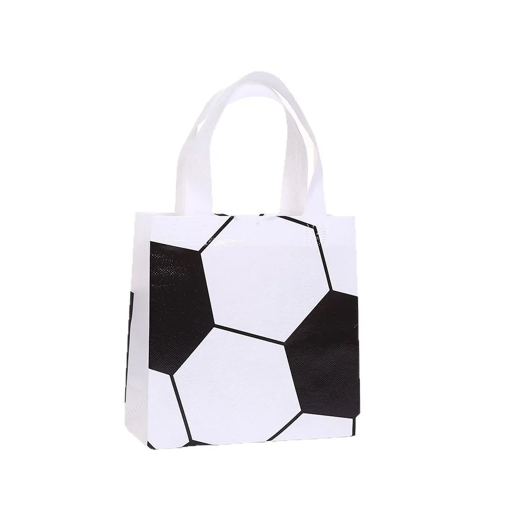 10 قطع من أكياس كرة القدم السوداء لحفلات أعياد الميلاد وحفلات أعياد الميلاد وحفلات الأعياد وحقيبة هدايا من الأقمشة غير المنسوجة بمقبض