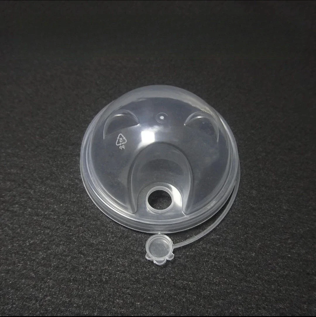 90mm Disposable Milk Tea Cup Lid Panda Bear Shape Leak-Proof U-Type Cover for Bubble Tea Boba Shop Cafe Drinkware Accessories