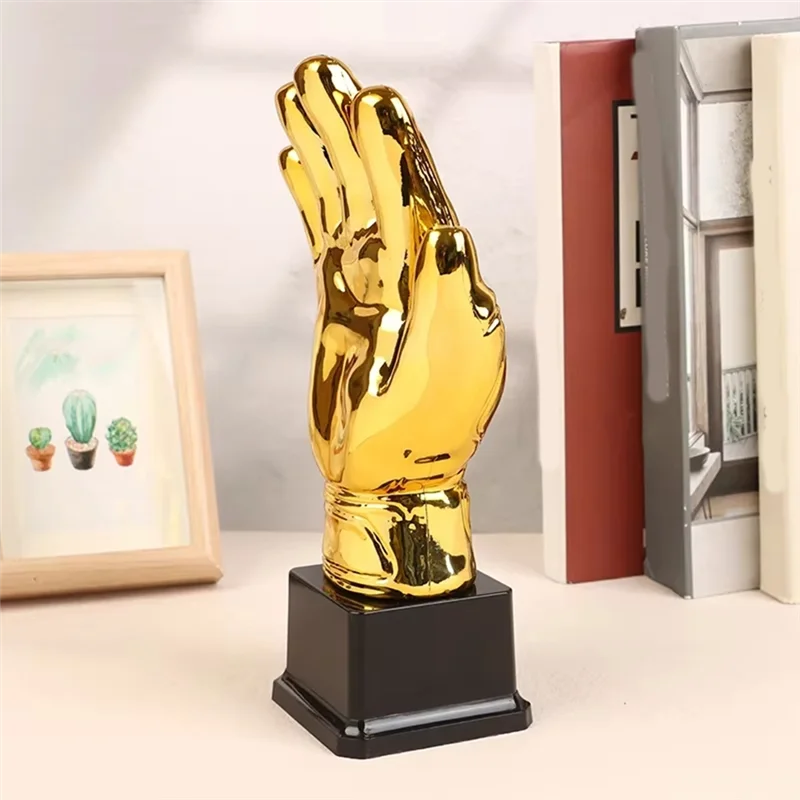 

A23P трофейные футбольные вратарские перчатки в форме трофейной чашки, большое золото для соревнований по орфографии в спортивных орфографических пчел