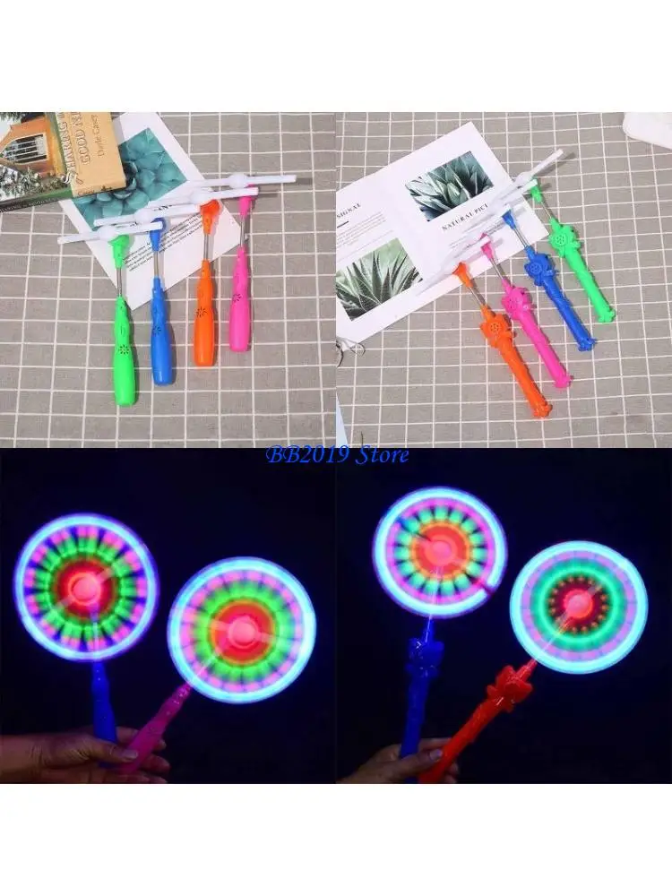 

Q0KB Светодиодные мигающие игрушки для рук Блестящая вращающаяся палочка для игры в темноте Блестящая детская ночная игрушка