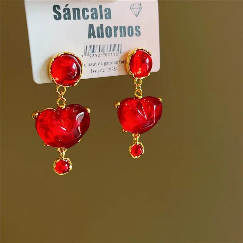 

18K Electroplated Bright Red Transparent Glass Peach Heart Earrings Vintage Love Temperament Long Earrings