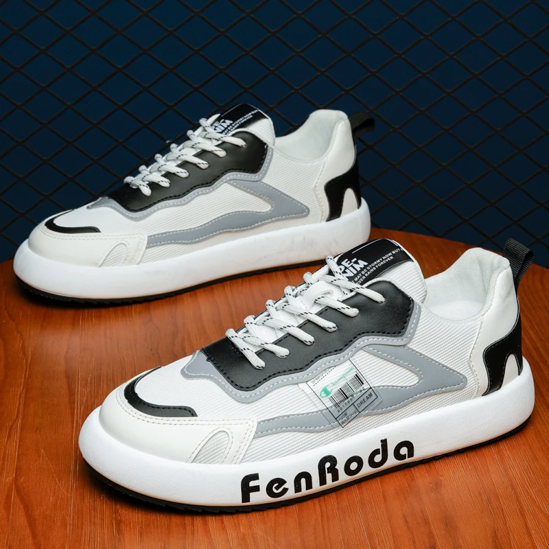 

2024 new men's comfortable outdoor comfortable thick soled mesh shoes Breathable thick soled board shoes fashionable men's shoes