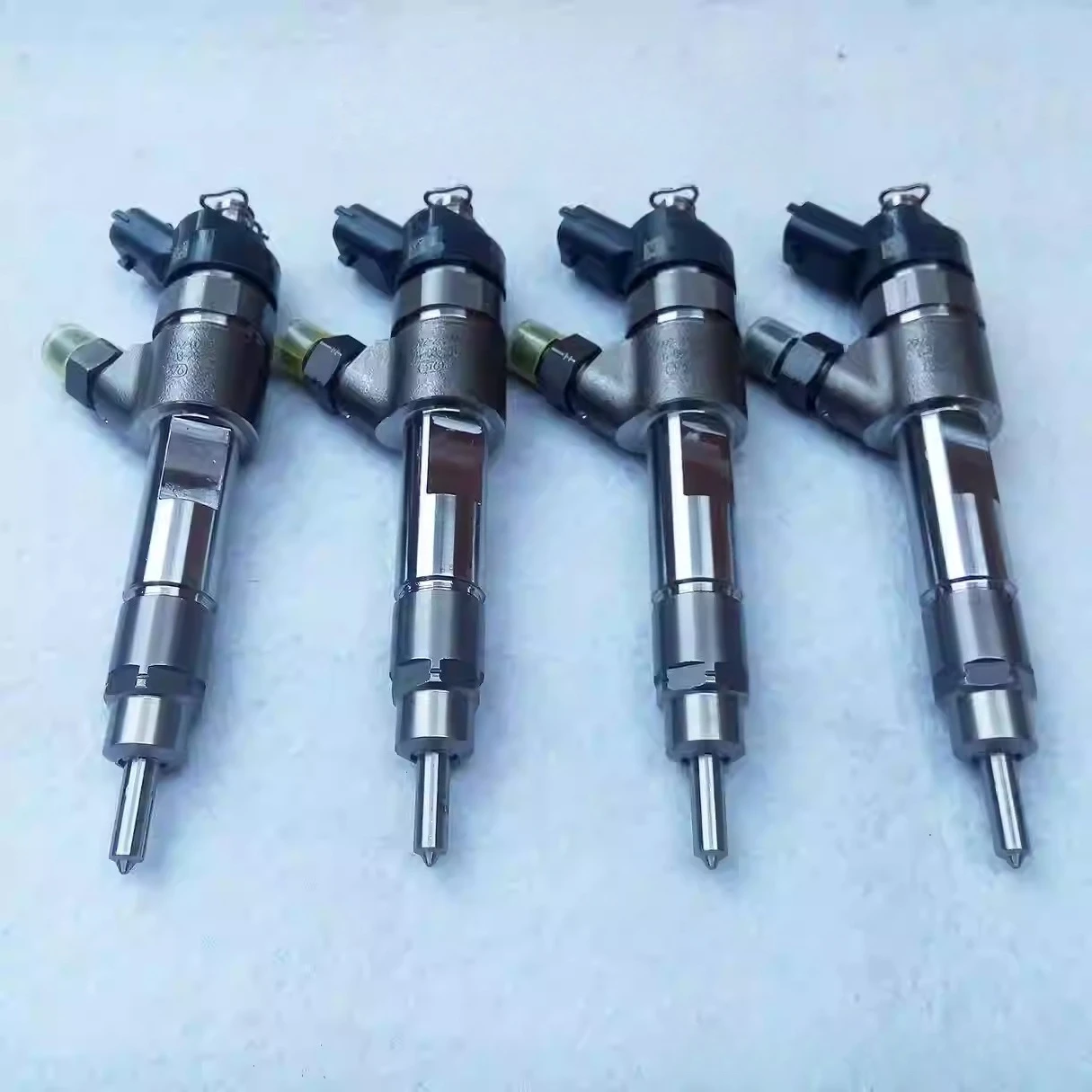 4PCS 0445120002 Fuel Injector Assy 0 445 120 002 Diesel Sprayer Injection