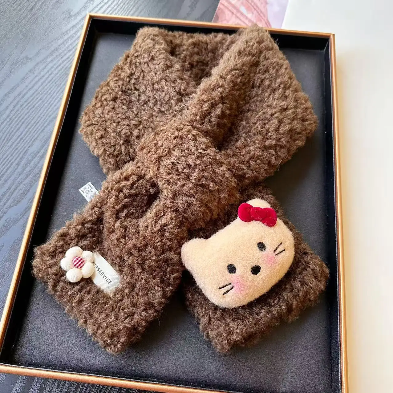 مرحبا كيتي رقيق الأزياء الكورية الكرتون لطيف القط صوف الضأن الصليب وشاح تلميذة الشتاء وشاح دافئ ومقاوم للرياح