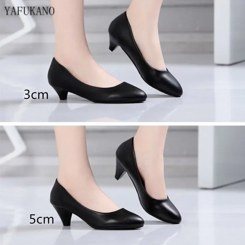 Plus Size 34-42 Women Leather Mid Heel Pumps 2024 New High Quality Shoes Classic Black High Heels Shoes for Office Ladies Shoes