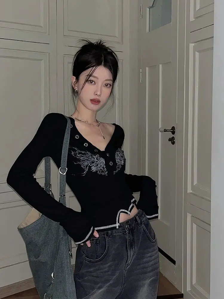 Cseta Fena Slim Fit de Manga Curta Y2K Americana Doce e Picante, Novo Design Único e Chic para Primavera e Outono