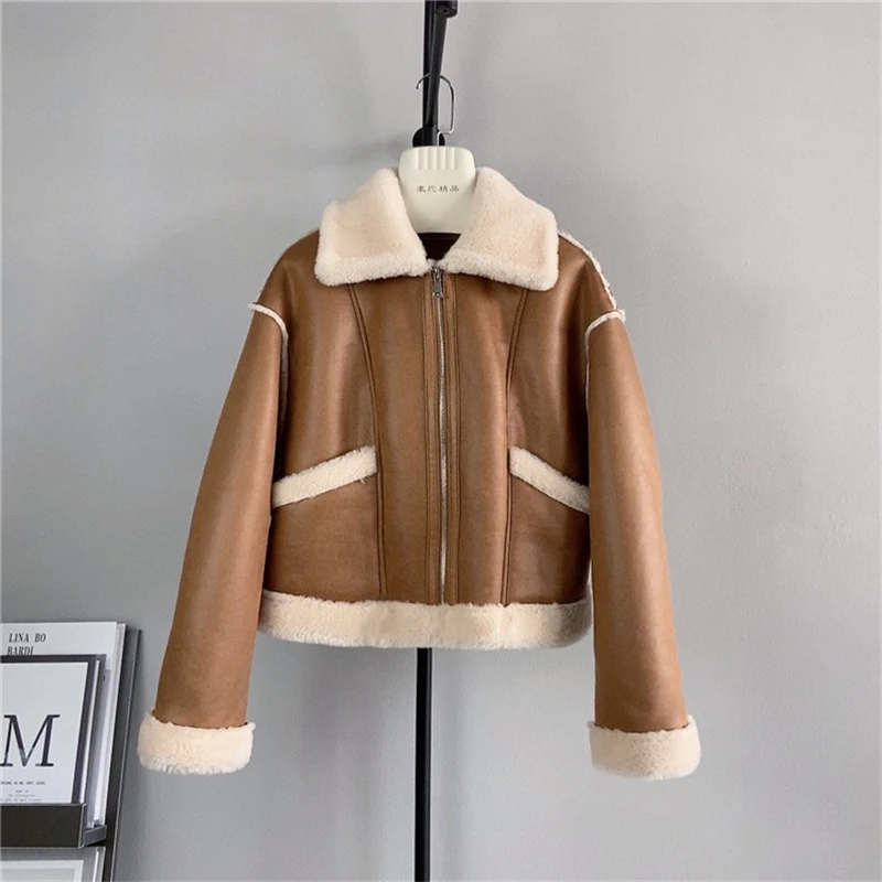 2023 New Sheep Shearling Fur Motorcycle Short Jacket Female Winter Pure Wool Zipper Warm Casual Coat PT481