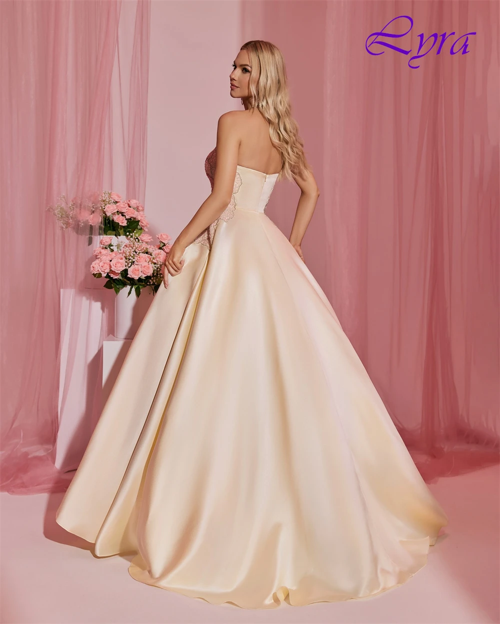 فستان سهرة أنيق مخصص بدون حمالات وفساتين مناسبة خاصة من الساتان الرائعة وفساتين حفلة موسيقية كريستالية مزاجية