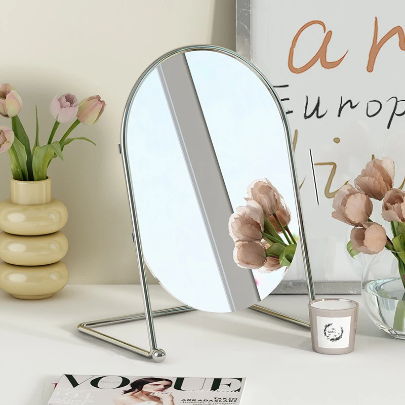 1 Piece of Accessible Luxury Makeup Mirror Bedroom Desktop Iron Dormitory Dressing Mirror Home Retro Small Portable Beauty Mirror