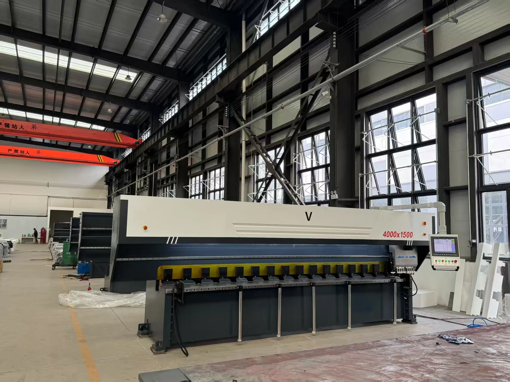 Machine à rainurer verticale CNC 1400*4000