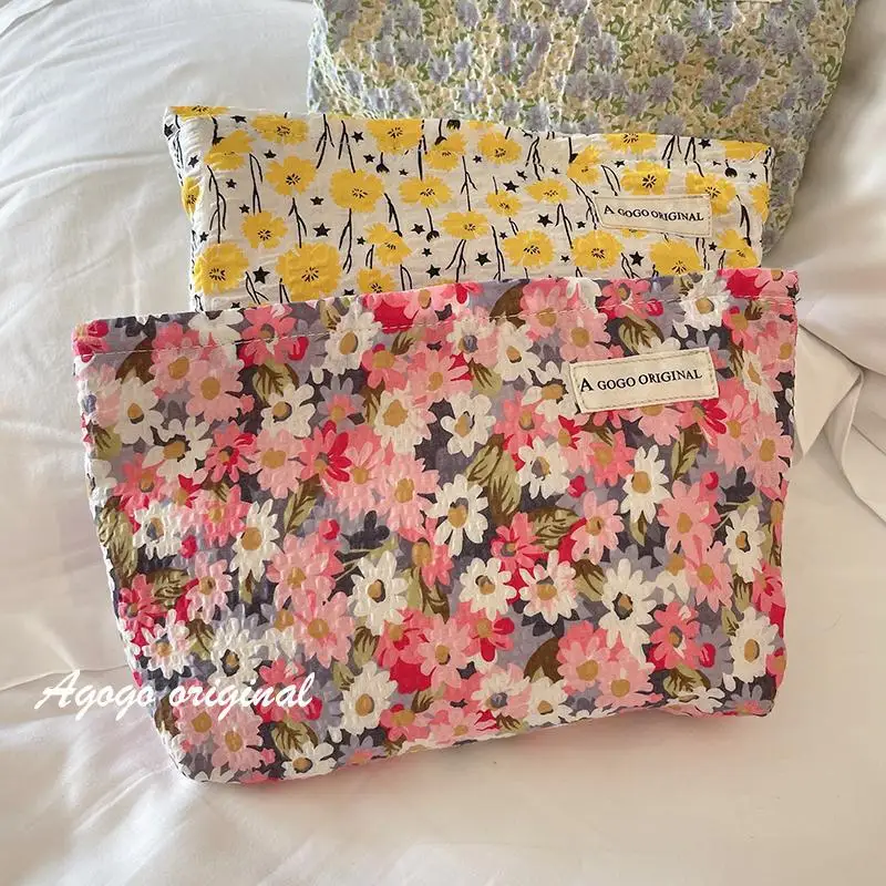 Ins Fresh-bolsas de maquillaje de lona Floral, bolsa de cosméticos de gran capacidad, organizador de viaje para el cuidado de la piel, bolsa de lavado, bolsa de maquillaje