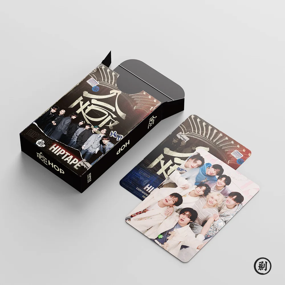 ชุดสะสม Stray Kids 55 ชิ้น – โปสการ์ดอัลบั้มและโฟโต้การ์ดสำหรับแฟนคลับเคป๊อป