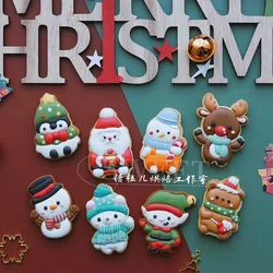 クリスマスクッキーカッター,santaClaus,snowman,bear,penguin,elfクッキースタンプ,ペストリーパーティー,フォンダンケーキの装飾アクセサリー