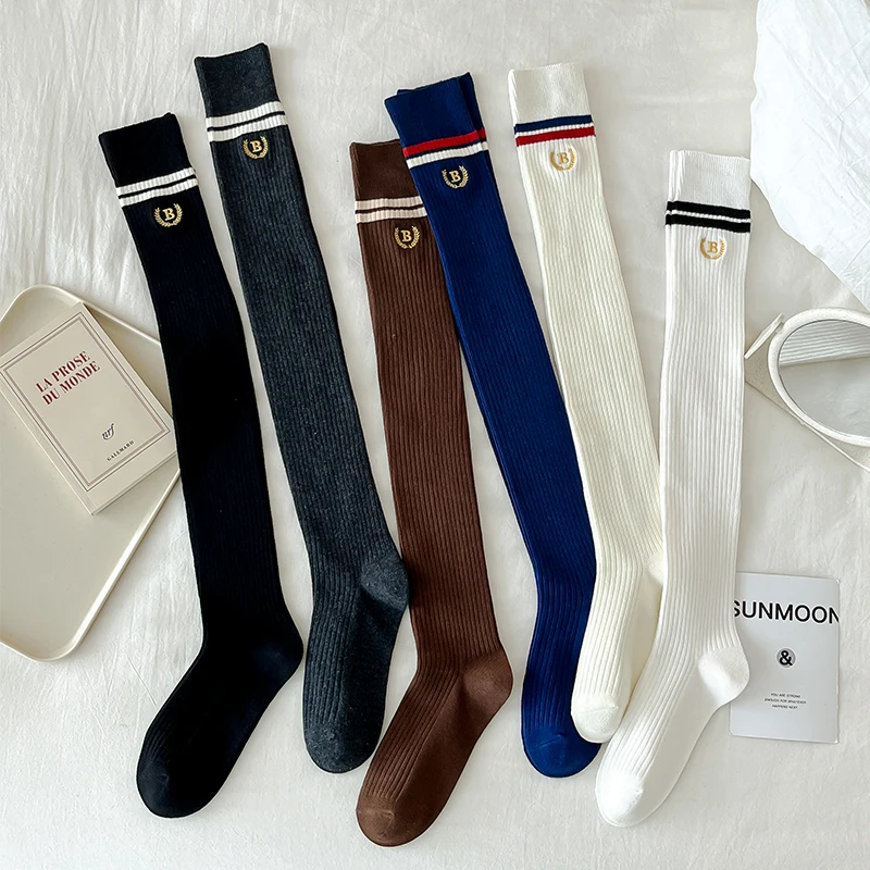 New Autumn And Winter Women\'s High Sleeve Socks College Style Colorful Stripe Double Needle Embroidery Pure Cotton Knee Socks313