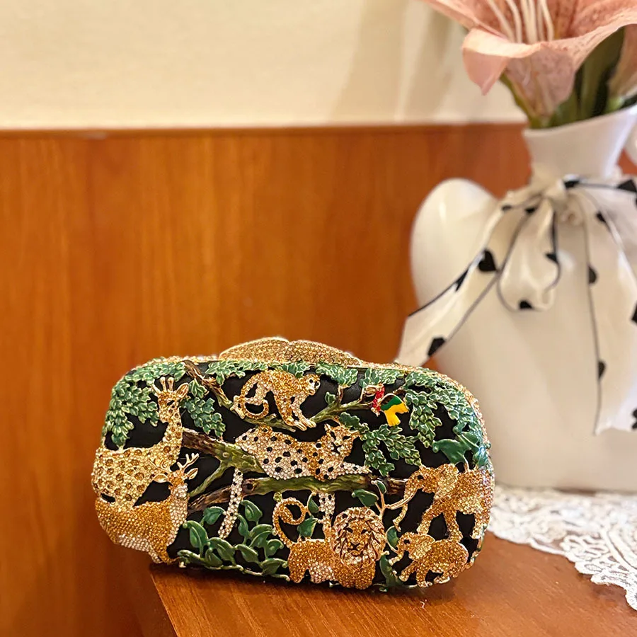 embroidery temperament glitter hollow pattern dinner bag retro exquisite celebrity messenger bag clutch bag